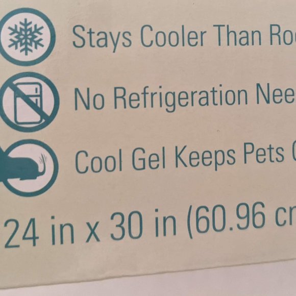 Heart to Tail Cooling Mat - Picture 5 of 6